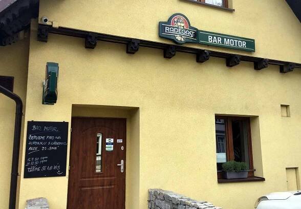 Pivo a restaurace ve Frýdku-Místku, září 2023.