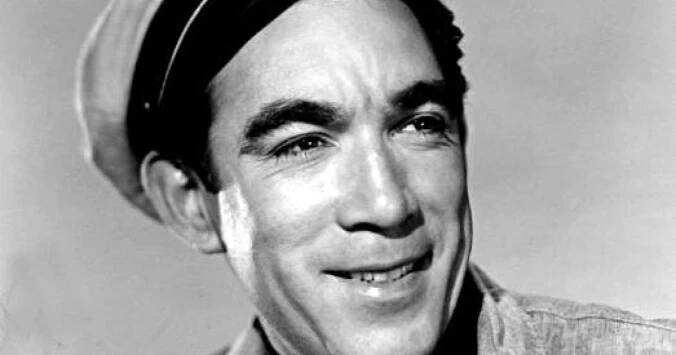 Od sedmi pracoval. Měl šestnáct dětí. Osud mu změnil podvod. Příběhy slavných: Anthony Quinn