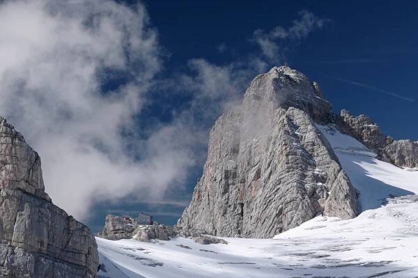 Fast wie fliegen – per Seilbahn hinauf auf die Berge – Oliver Pichler Media