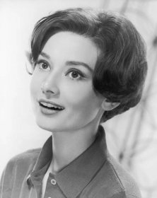 File:Audrey Hepburn 1959.jpg