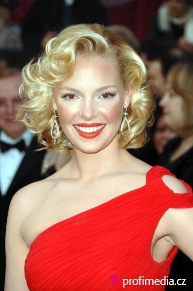 Katherine Heigl - celebrity účes - HappyHair
