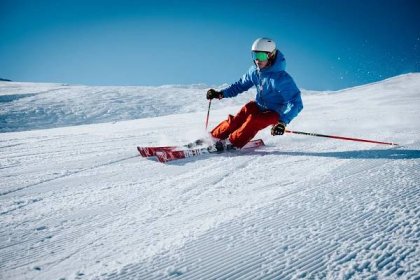 Jedete lyžovat do zahraničí? Nezapomeňte na cestovní pojištění