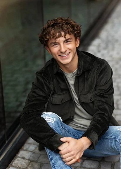 Minneapolis-Senior-Guy-Photographer-Adam-Hommerding-5009