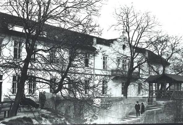 Usedlost Petynka/Vincentium je jako Šípková Růženka - Aktuality - Klub Za starou Prahu