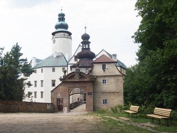 Zámek Lemberk je perlou raně barokní architektury