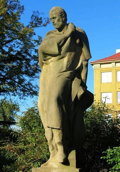 Soubor:Pomník Karla Hynka Máchy u školy v Doksech (Q80438008) 02.jpg