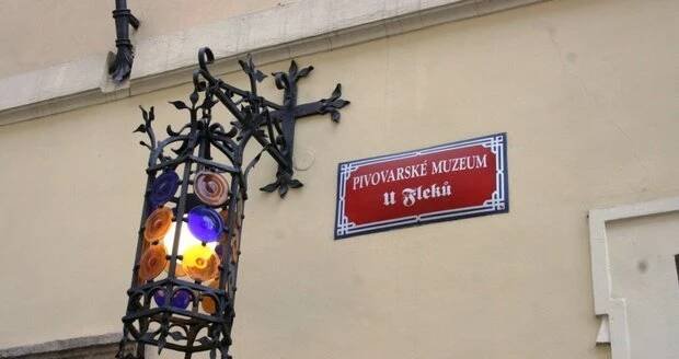 Pivovar U Fleků uvařil poprvé od roku 1843 světlý ležák. Je ho zatím jen 6 tisíc litrů.