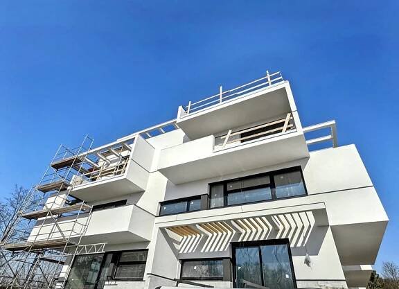 Luxusní byt 4+kk na prodej se zahrádkou, Praha Troja - 117 m2 0
