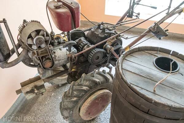 Motoklub ve Hvozdné otevřel unikátní Retro Muzeum - Horní Podřevnicko