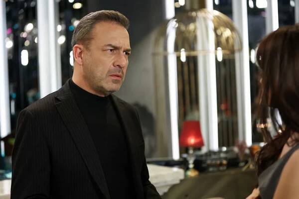 Yasak Elma - Episode 21 - Z filmu - Murat Aygen