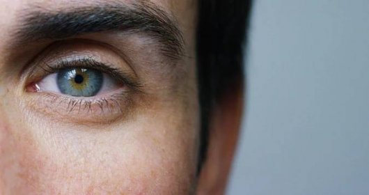 Oči prozradí o člověku hodně. S jednou barvou se pojí i vyšší zdravotní riziko