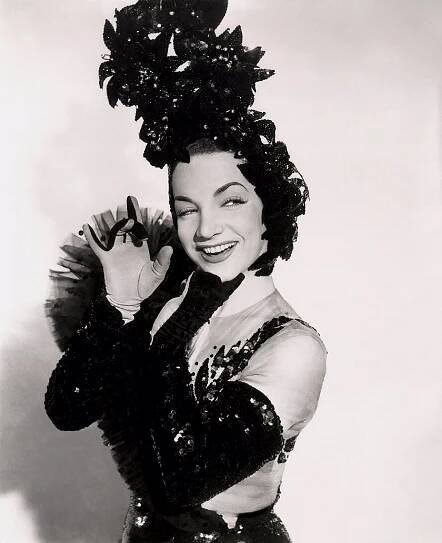 File:Carmen Miranda (1944).jpg - Wikimedia Commons