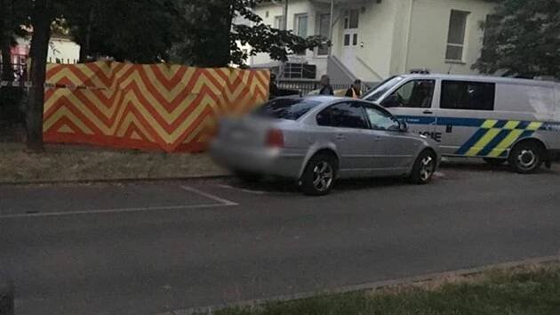 Mrtvé tělo našel muž bez domova v jednom z kontejnerů na odpad v Holubově ulici v Karviné. (3. července 2019)