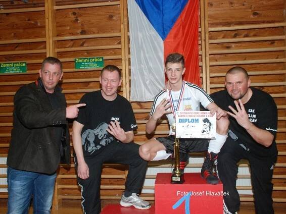 Antonín a František Bradáčovi mistry ČR v boxu
