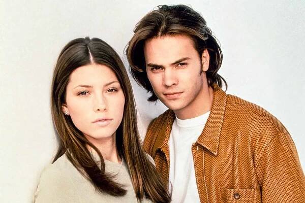 7th Heaven's Barry Watson Recalls Cringey Moment with Jessica Biel When the Camden Siblings Nearly Kissed