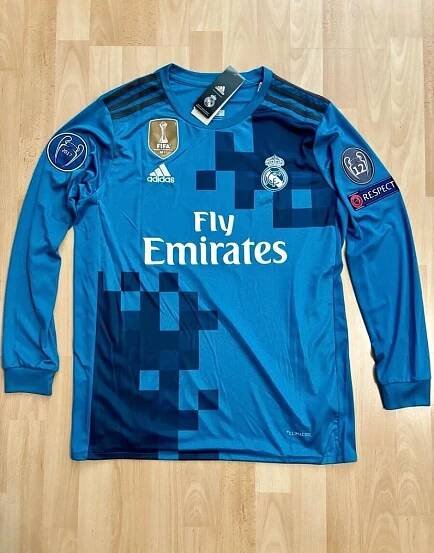 Dres Cristiano Ronaldo - Real Madrid 2017/18 - Vybavení pro kolektivní sporty