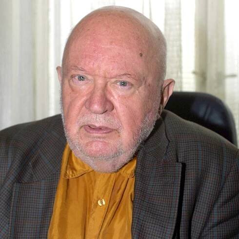 Josef Nesvadba: *19.6.1926 – †26.4.2005, český prozaik a dramatik