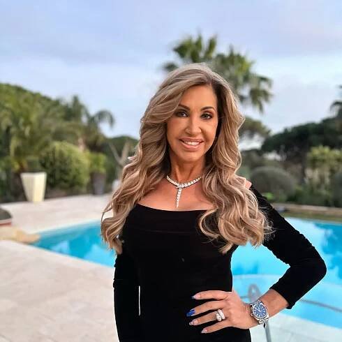 Carmen Geiss trägt Hairdreams Haare