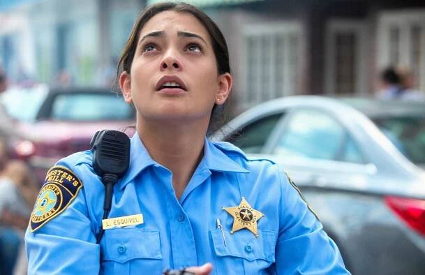 Pod kupolí - Žízeň - Z filmu - Natalie Martinez