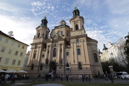 Staroměstské náměstí - Kostel sv. Mikuláše, Praha