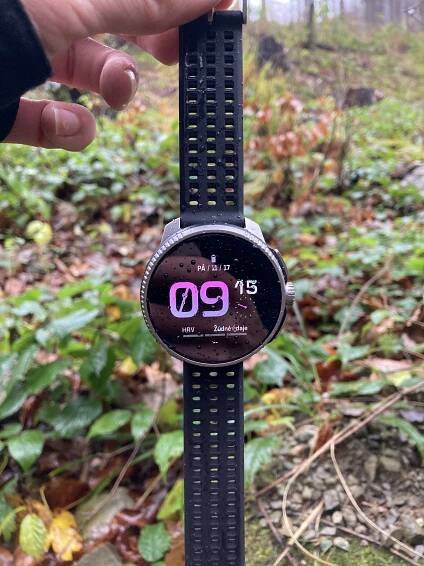 Suunto Race – základní ciferník hodinek Suunto Race