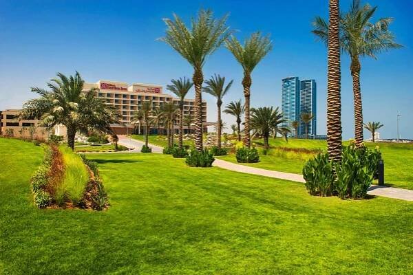 Zahrada ubytování Hilton Garden Inn Ras Al Khaimah