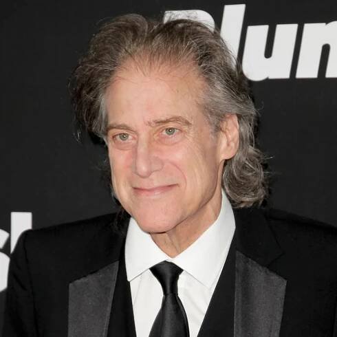 Comedian Richard Lewis, Sitcom Star and 'Curb Your Enthusiasm' Actor, Dead at 76
