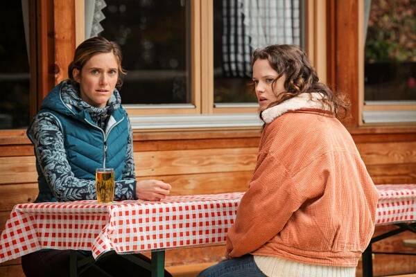 Země zločinu - Štýrský kříž - Z filmu - Miriam Stein, Jana McKinnon