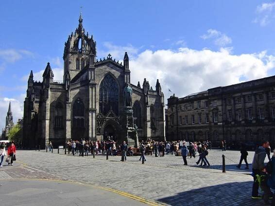 Edinburgh - Skotsko - Las Cumbres