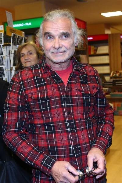 Herci z Kalichu načetli povídky. Kaiser prozradí, jak slavit svátek matek