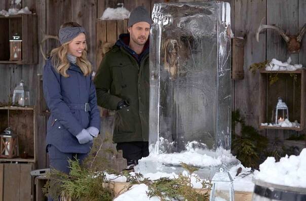Jocelyn Hudon as Hannah and Steve Lund as Ben in 'Baby, It's Cold Inside,' 2021