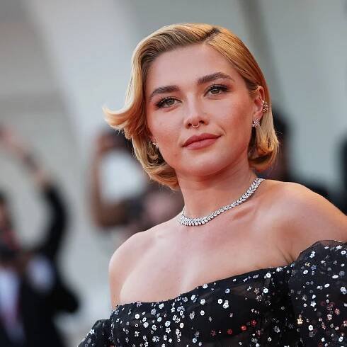 Florence Pugh Just Wore Another Naked Dress & We're Obsessed