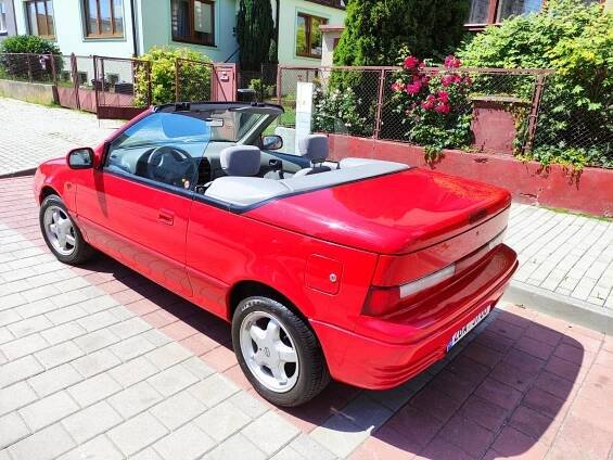 1993 Suzuki Swift III Cabrio 1.3 benzín 50 kW