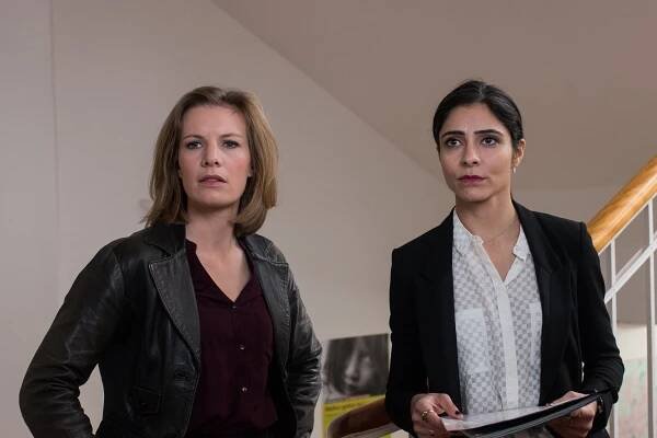 SOKO Hamburg - Mord nach Maß - Z filmu - Anna von Haebler, Pegah Ferydoni