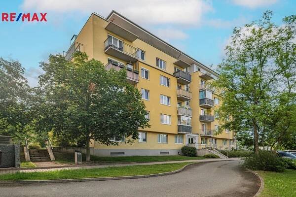 Prodej bytu 2+kk v osobním vlastnictví 62 m², Praha 9 - Čakovice