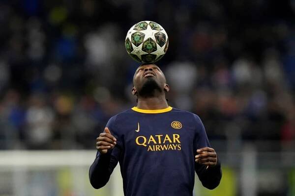 Marcus Thuram si s míčem rozumí