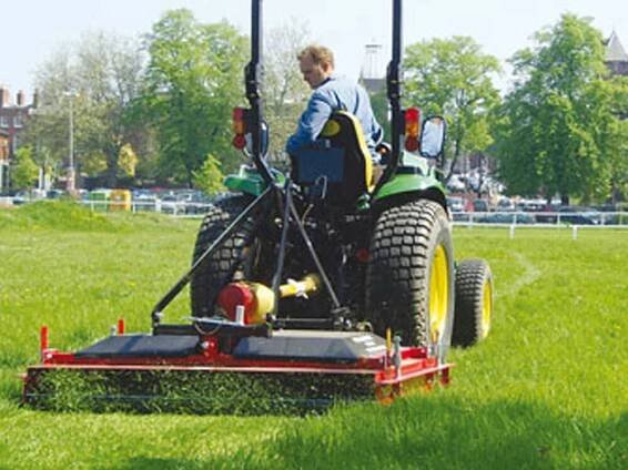 Startseite Bruce Johnston - Greenkeeper's Partner - Bruce Johnston - Telefon +49(0)3863 522914