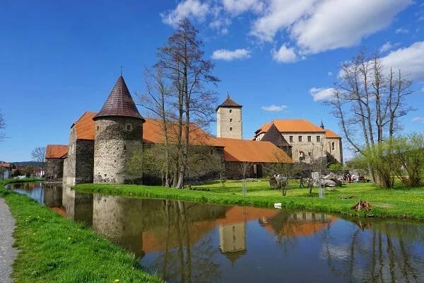 Hrad Švihov: Historie, zajímavosti a prohlídky