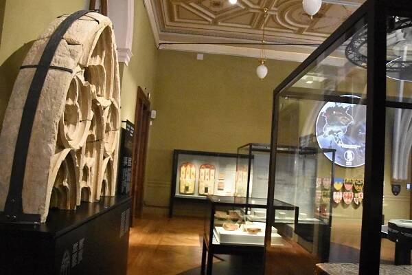 PODÍVEJTE SE: Nový pohled na historii. Národní muzeum otevřelo výstavu Dějiny