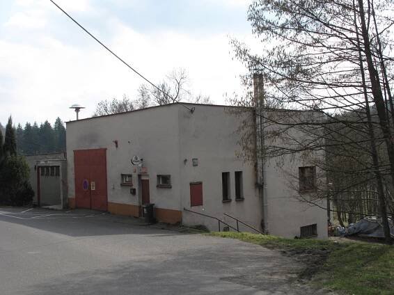 Soubor:Haratice, požární zbrojnice.jpg