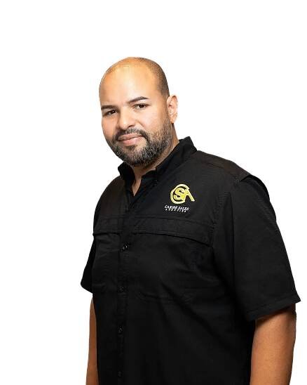 Technical Sales Representative, Carlos Hernández Headshot.