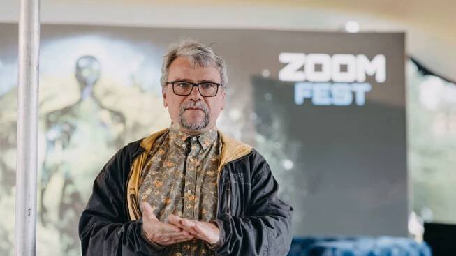 Psychiatr Karel Moravec promluvil o moderních závislostech. Jak vznikají a jak s nimi bojovat?
