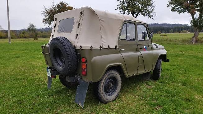 UAZ 469 IV. – Obvodní Oddělení Veřejné Bezpečnosti Strnadice