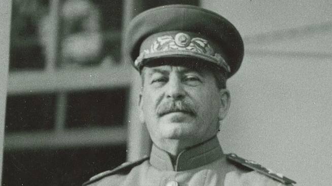 Stalin chtěl Gottwalda vyhnat z Pražského hradu a nahradit ho Slánským, vyplývá z tajné zprávy CIA - Médium.cz