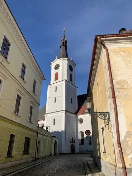Nahý Pozorovatel i pěchotní sruby aneb Novoroční Králíky a klášter Hedeč