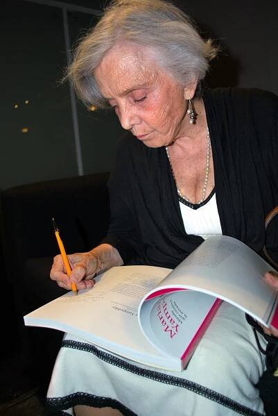 Elena Poniatowska foto