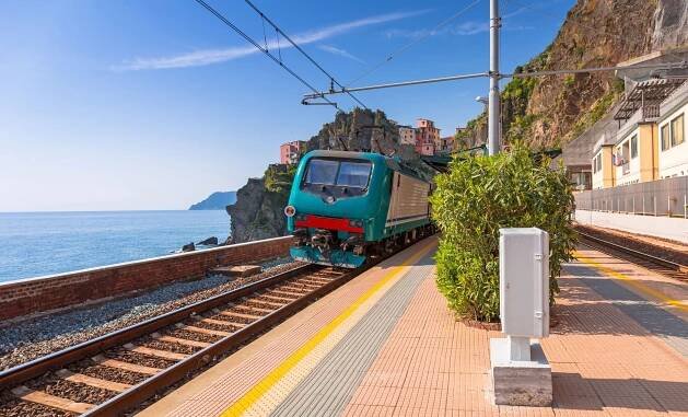 Vlak Cinque Terre