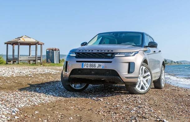 Recenze nového Range Roveru Evoque: Rozhodně to není auto „jen pro ženy“! Co umí a jaké má slabiny?