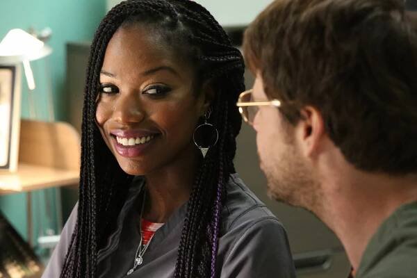 The Mindy Project - Baby Got Backslide - Z filmu - Xosha Roquemore