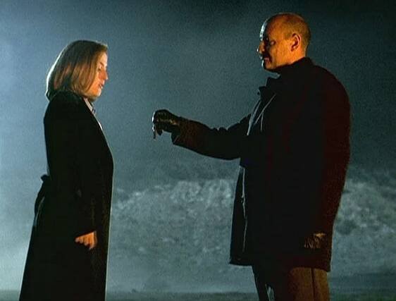 Akta X - N1komu nevěř - Z filmu - Gillian Anderson, Terry O'Quinn